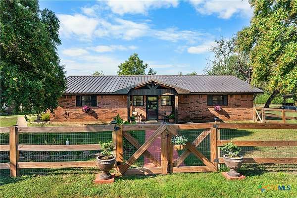 2.6 Acres of Residential Land with Home for Sale in Gatesville, Texas