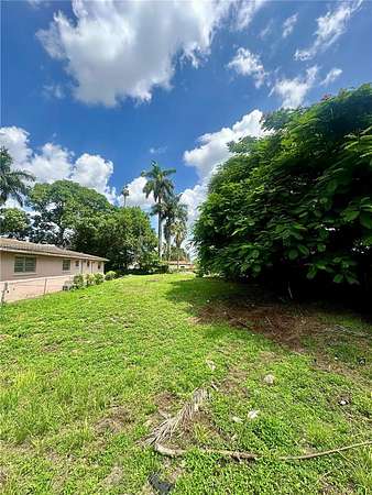 0.14 Acres of Residential Land for Sale in Miami, Florida