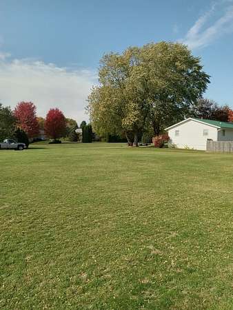 0.28 Acres of Residential Land for Sale in Albany, Illinois