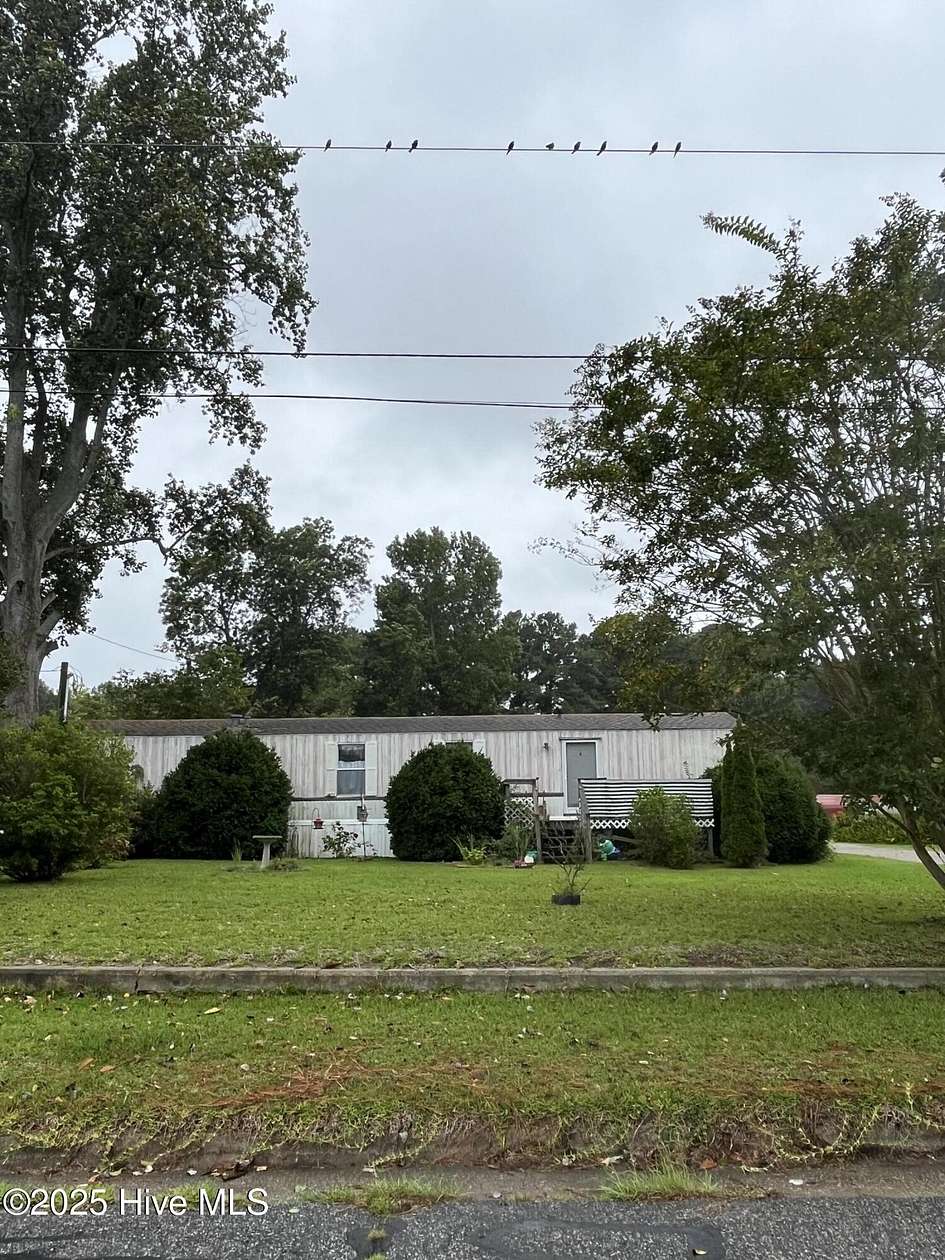 7 Acres of Mixed-Use Land for Sale in Coinjock, North Carolina