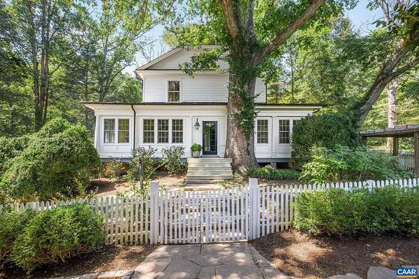18.5 Acres of Land with Home for Sale in Esmont, Virginia