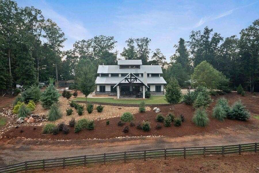 16.2 Acres of Land with Home for Sale in Rome, Georgia