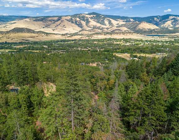 5.38 Acres of Residential Land for Sale in Ashland, Oregon