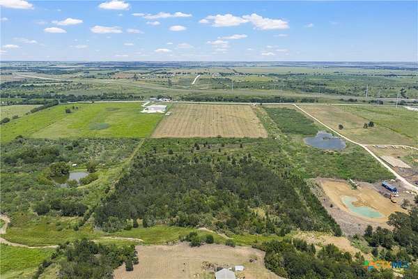 17.8 Acres of Land for Sale in Rogers, Texas
