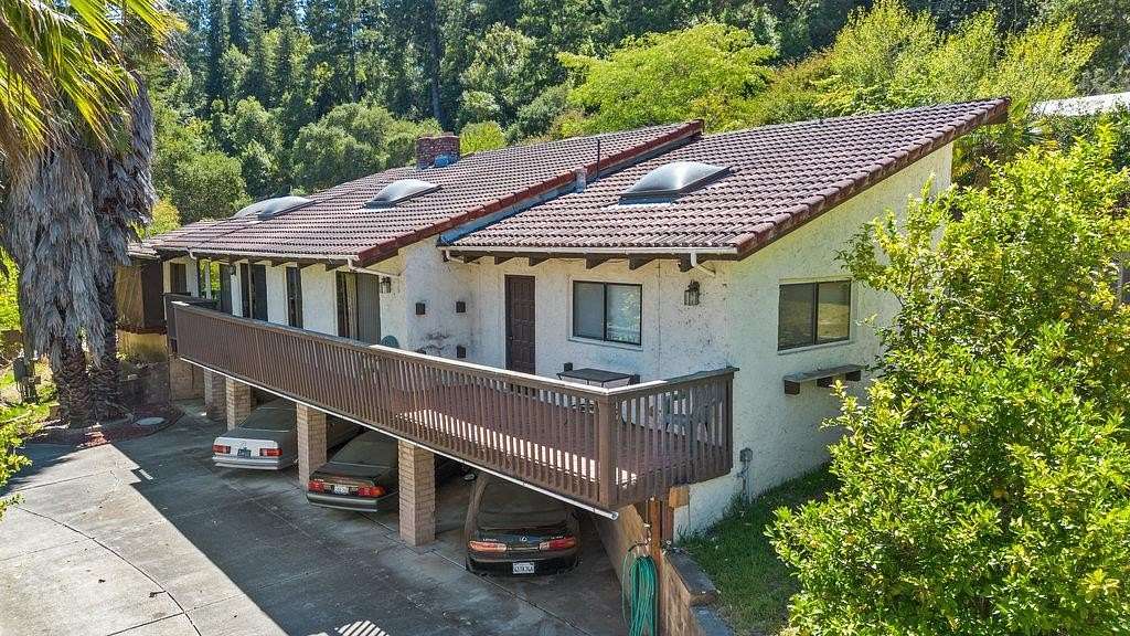 2.53 Acres of Land with Home for Sale in Santa Cruz, California