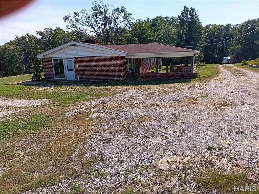 1.88 Acres of Residential Land with Home for Sale in Cedar Hill, Missouri