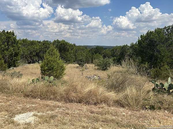 1 Acre of Residential Land for Sale in New Braunfels, Texas