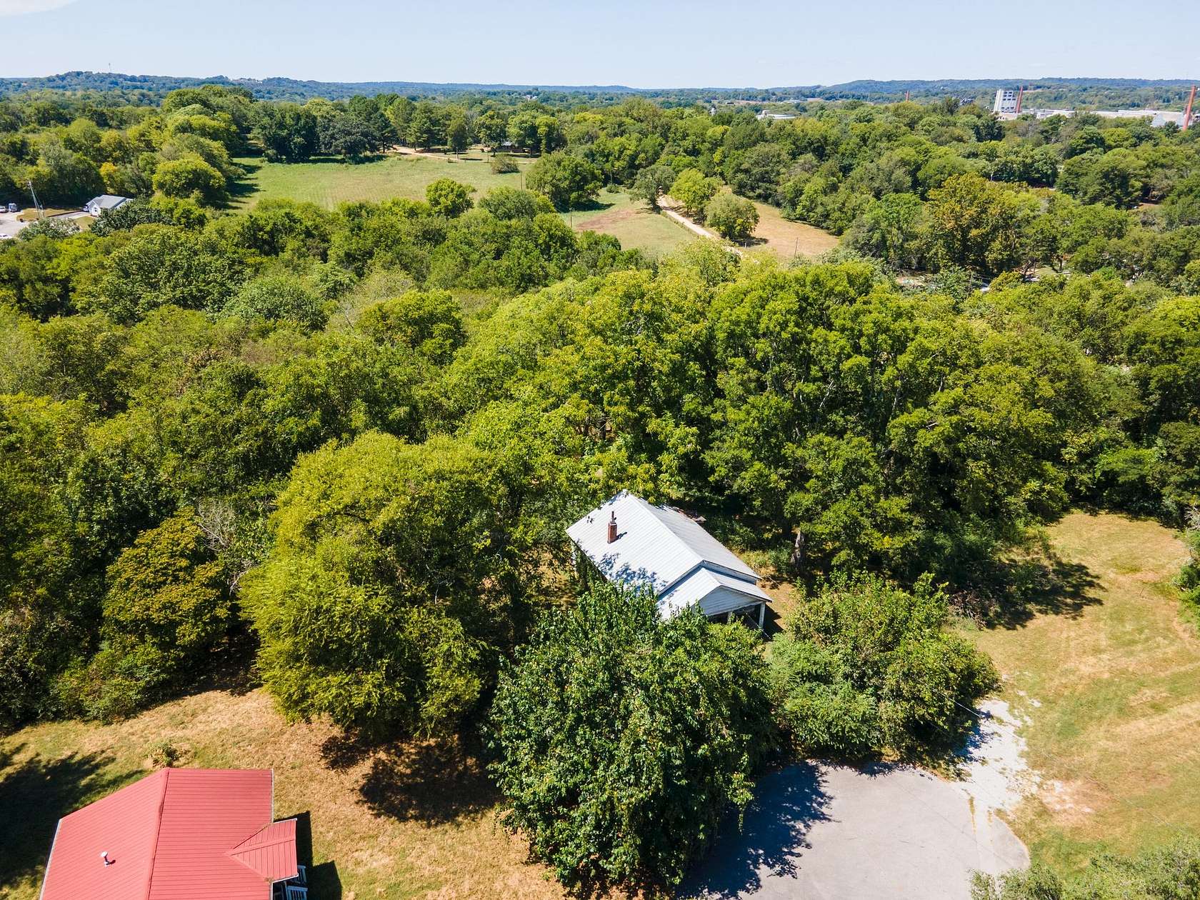 4.35 Acres of Residential Land for Sale in Columbia, Tennessee