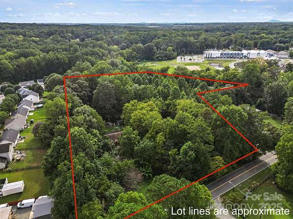4.54 Acres of Residential Land with Home for Sale in Charlotte, North Carolina