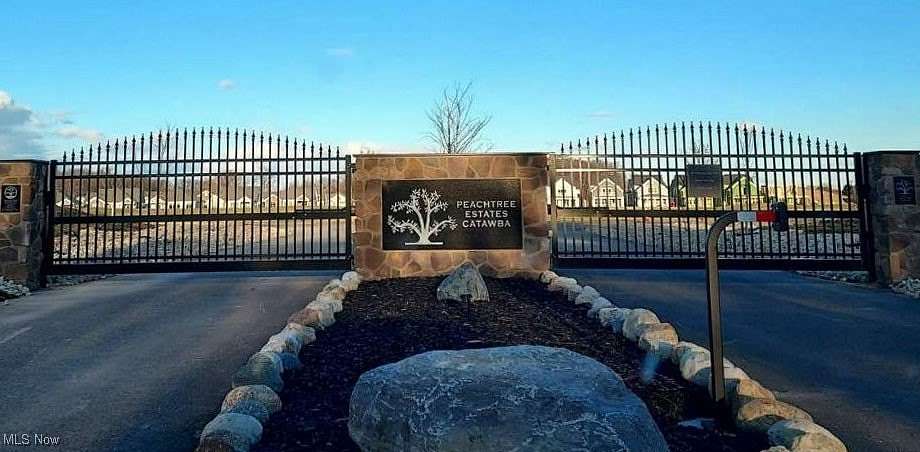 1.3 Acres of Residential Land for Sale in Port Clinton, Ohio