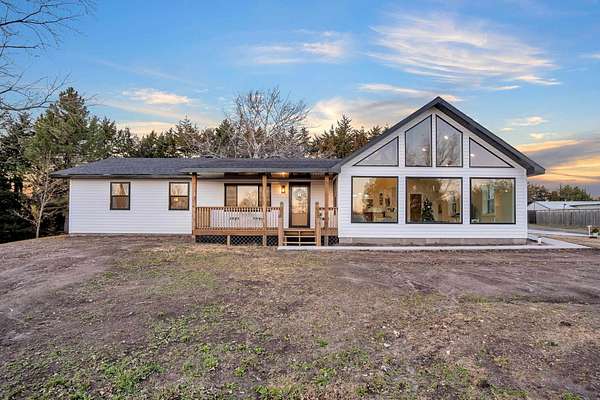 2 Acres of Residential Land with Home for Sale in Marion, Kansas