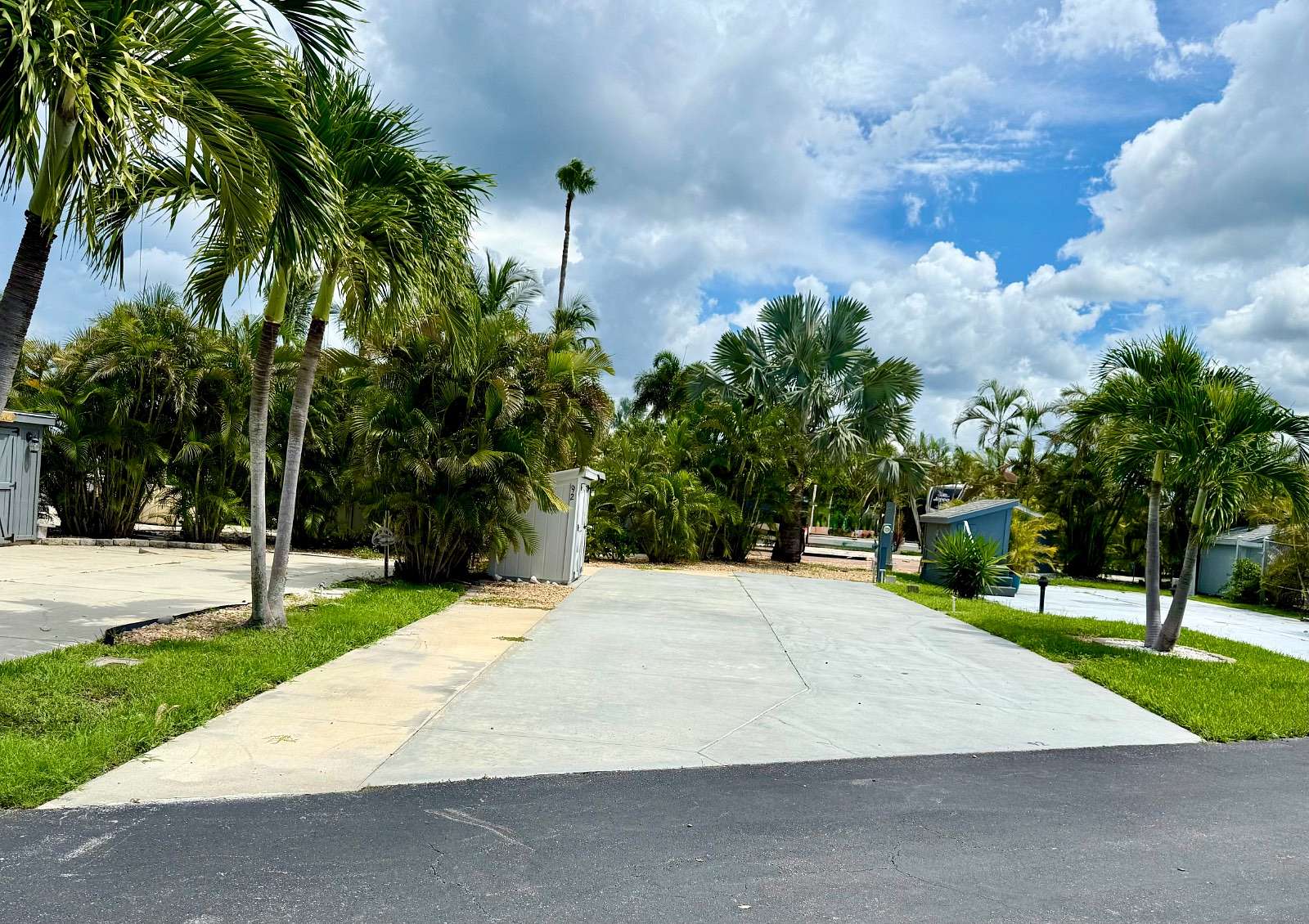 Land for Sale in Chokoloskee, Florida