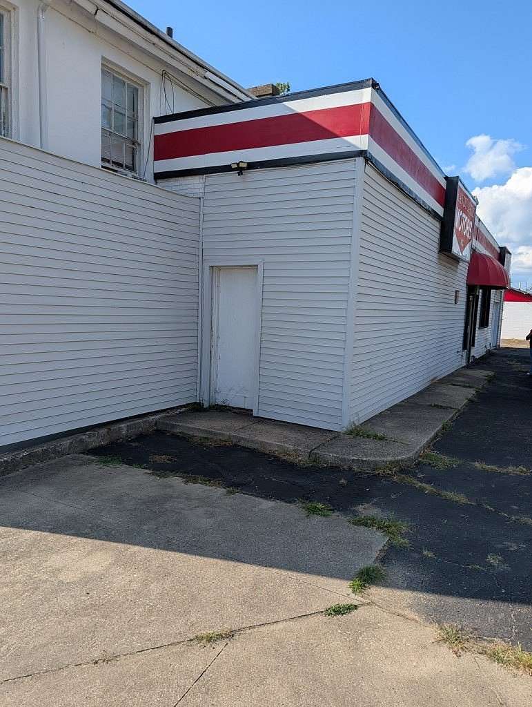 1.82 Acres of Improved Commercial Land for Sale in Portsmouth, Ohio