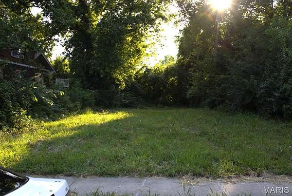 0.14 Acres of Residential Land for Sale in East St. Louis, Illinois