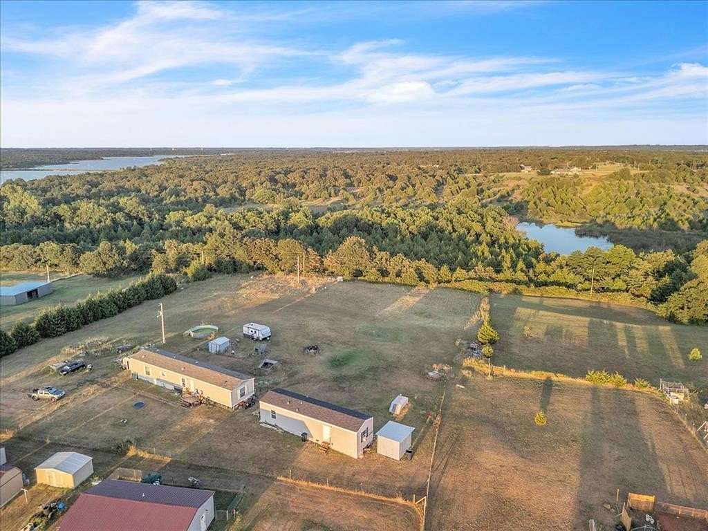 2.5 Acres of Residential Land with Home for Sale in McLoud, Oklahoma