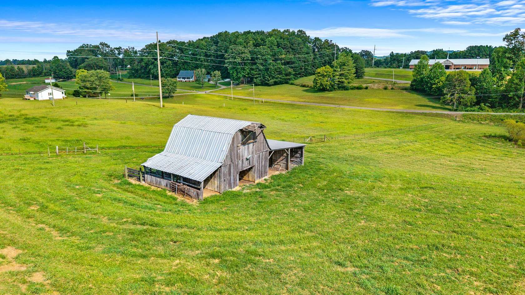 6 Acres of Land for Sale in Englewood, Tennessee