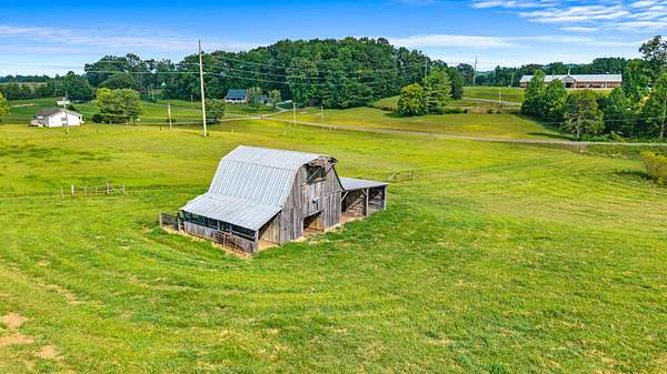 6 Acres of Land for Sale in Englewood, Tennessee