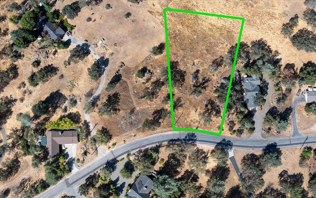 1.28 Acres of Residential Land for Sale in Coarsegold, California