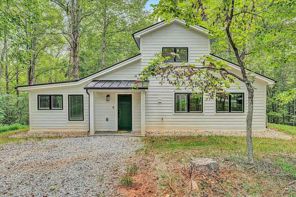 6.47 Acres of Land with Home for Sale in Hardy, Virginia