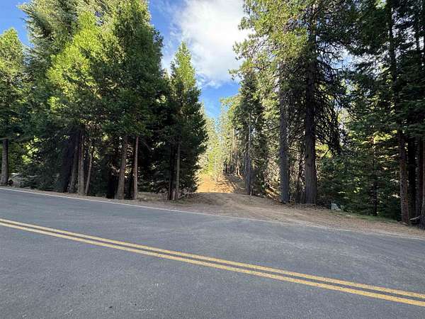 0.78 Acres of Residential Land for Sale in Lake Almanor Country Club, California