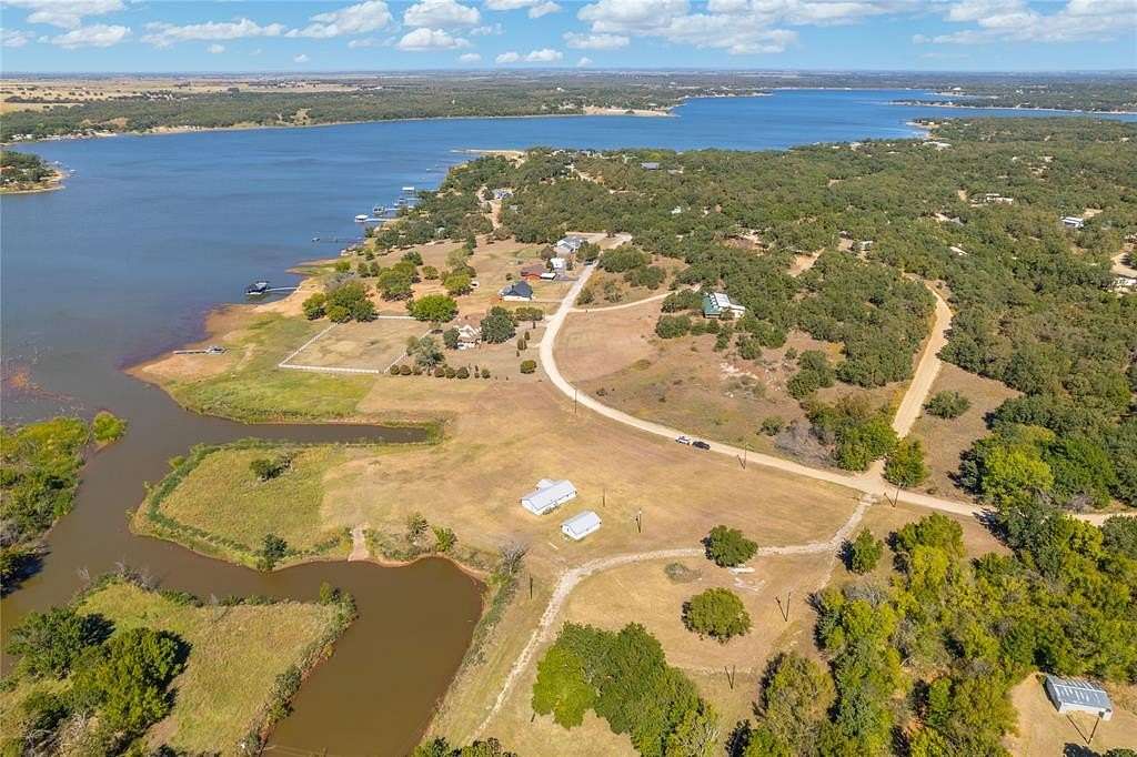 8.48 Acres of Mixed-Use Land for Sale in Nocona, Texas