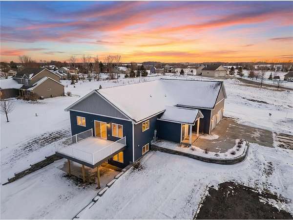 2.53 Acres of Residential Land with Home for Sale in Aurdal Township, Minnesota