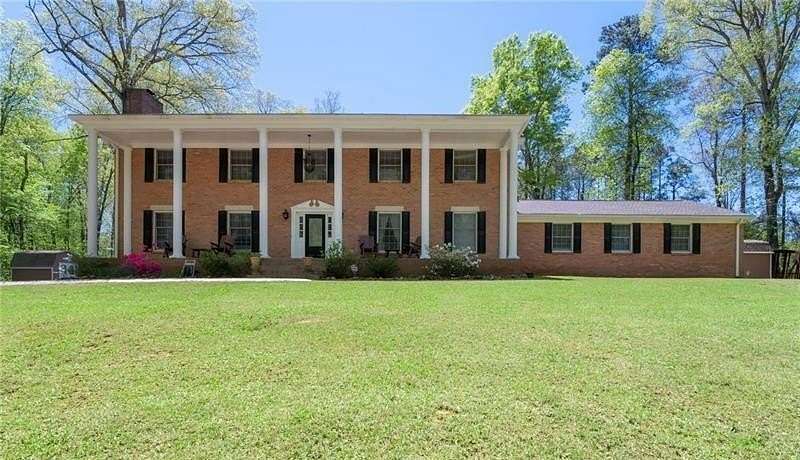 4.2 Acres of Residential Land with Home for Sale in Marietta, Georgia