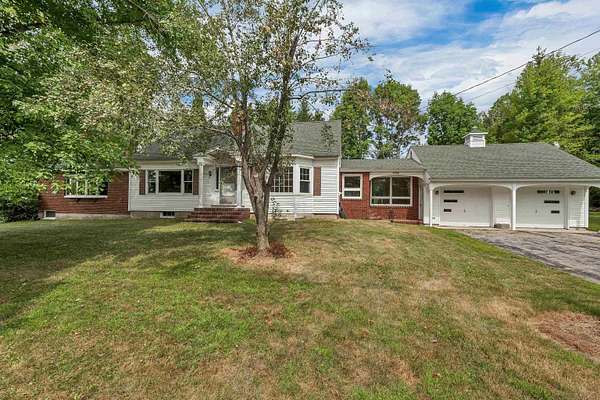 2.7 Acres of Improved Mixed-Use Land for Sale in Middleton Town, New Hampshire