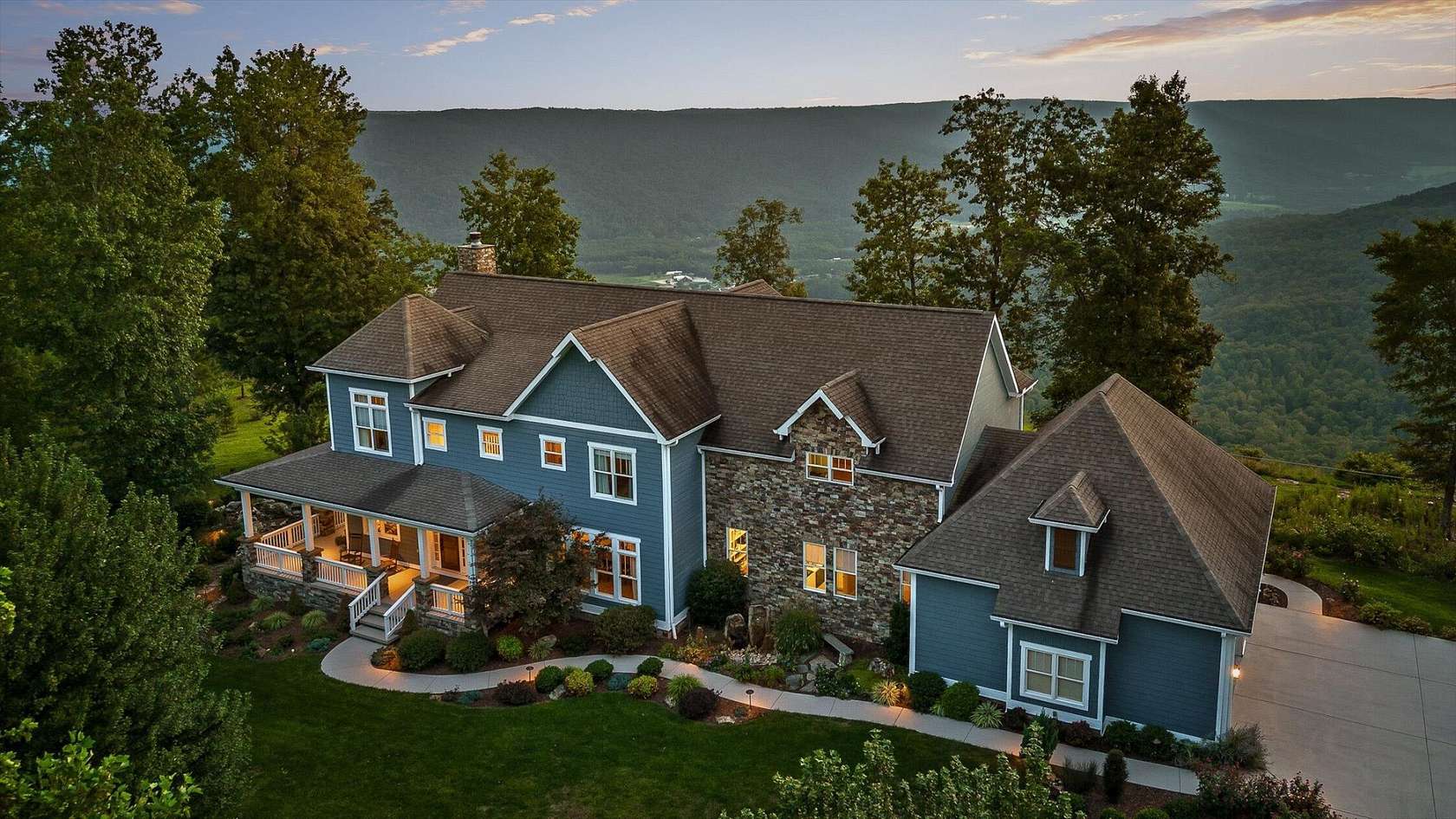 5.28 Acres of Residential Land with Home for Sale in Jasper, Tennessee