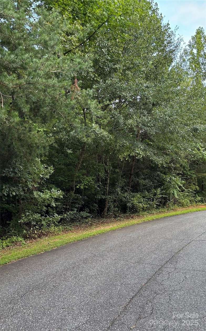 1 Acre of Residential Land for Sale in Granite Falls, North Carolina