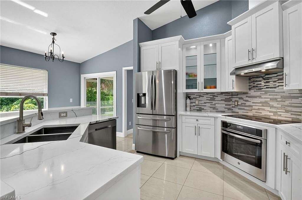 2.73 Acres of Residential Land with Home for Sale in Naples, Florida