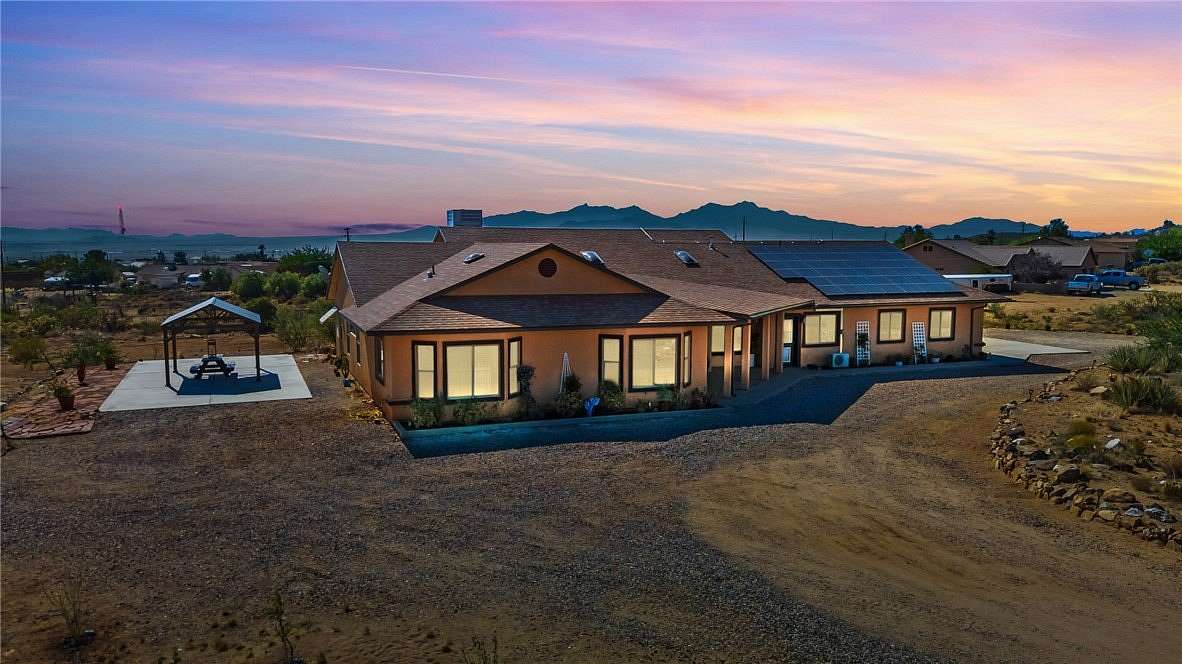 2 Acres of Residential Land with Home for Sale in Kingman, Arizona