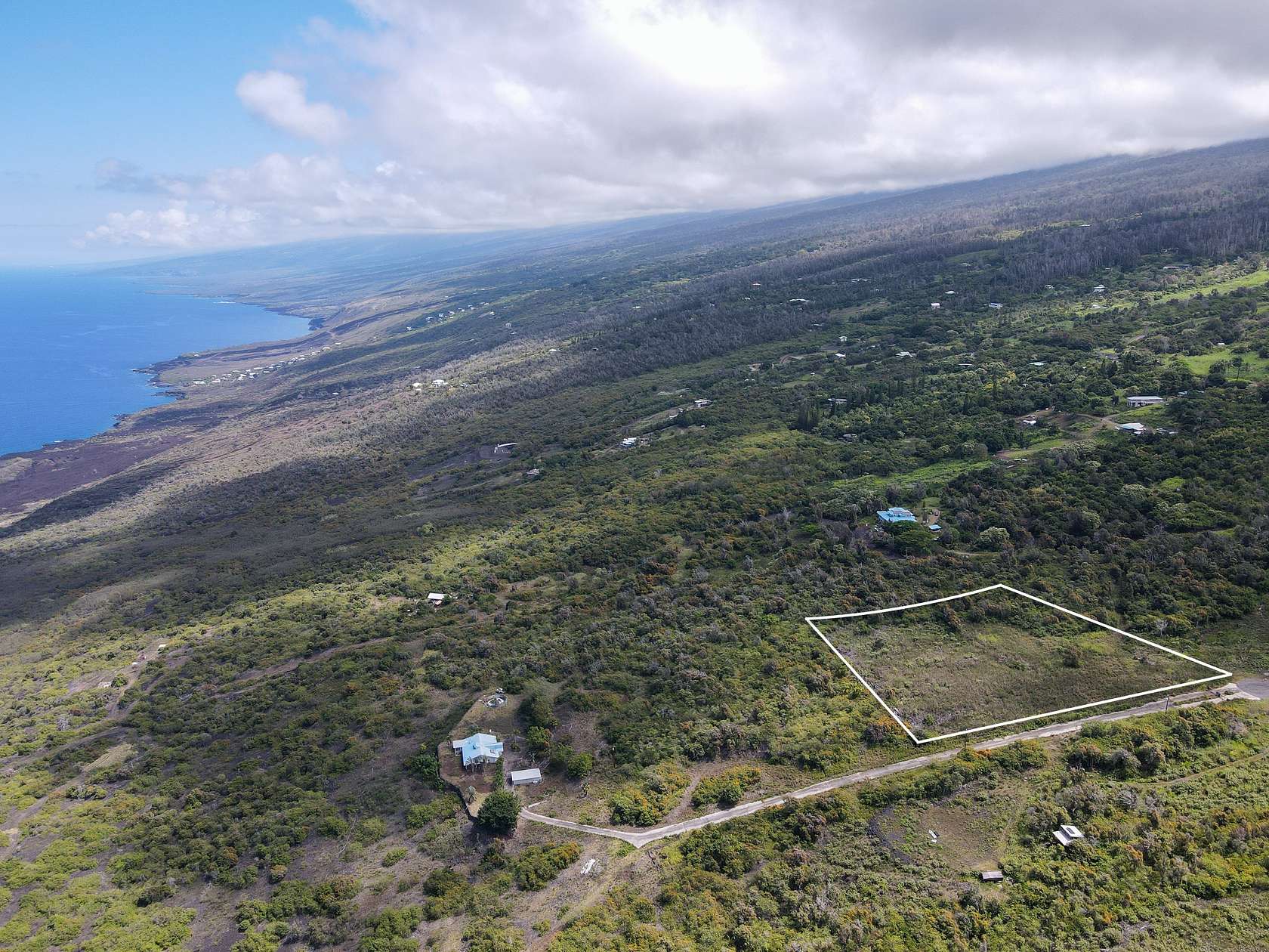 5 Acres of Residential Land for Sale in Captain Cook, Hawaii