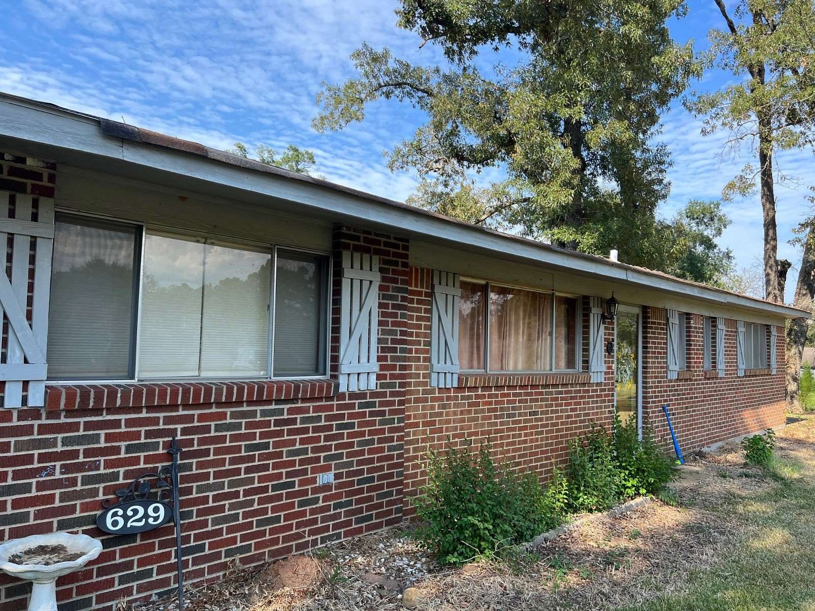 2 Acres of Land with Home for Sale in Many, Louisiana