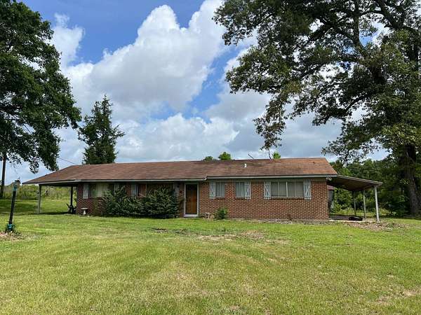 2 Acres of Land with Home for Sale in Many, Louisiana