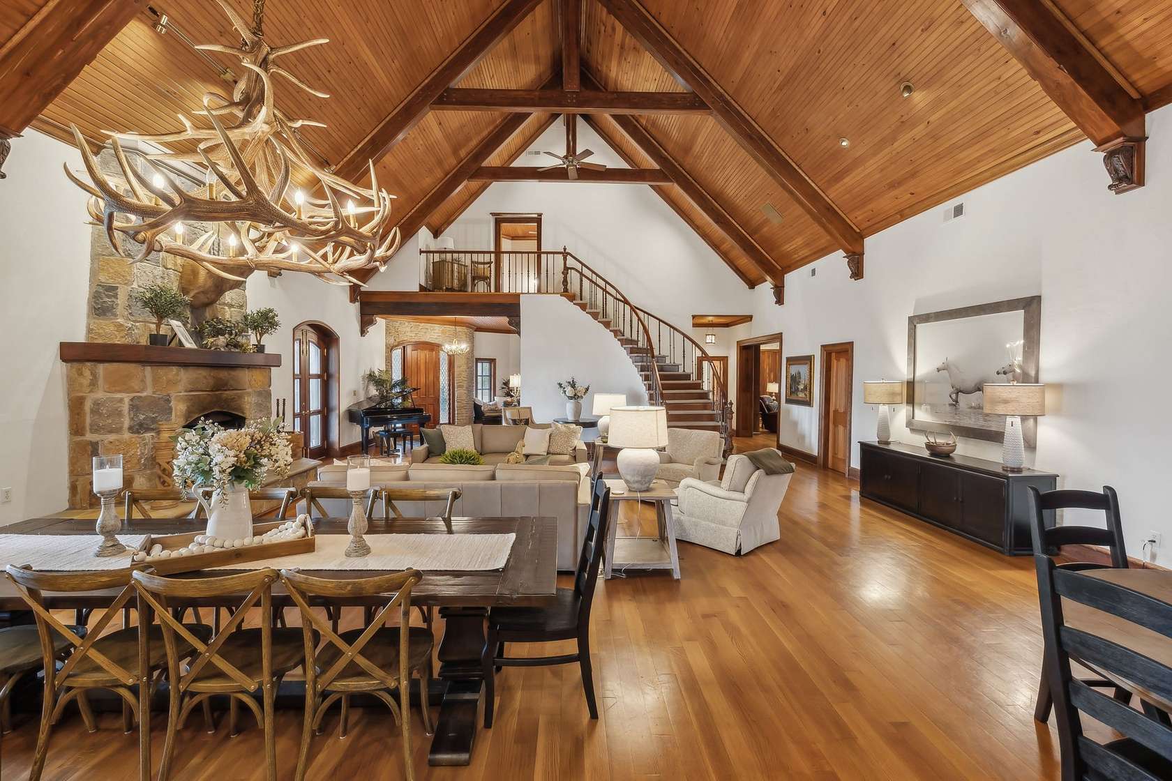 1,117 Acres of Agricultural Land for Sale in Shiloh, Tennessee