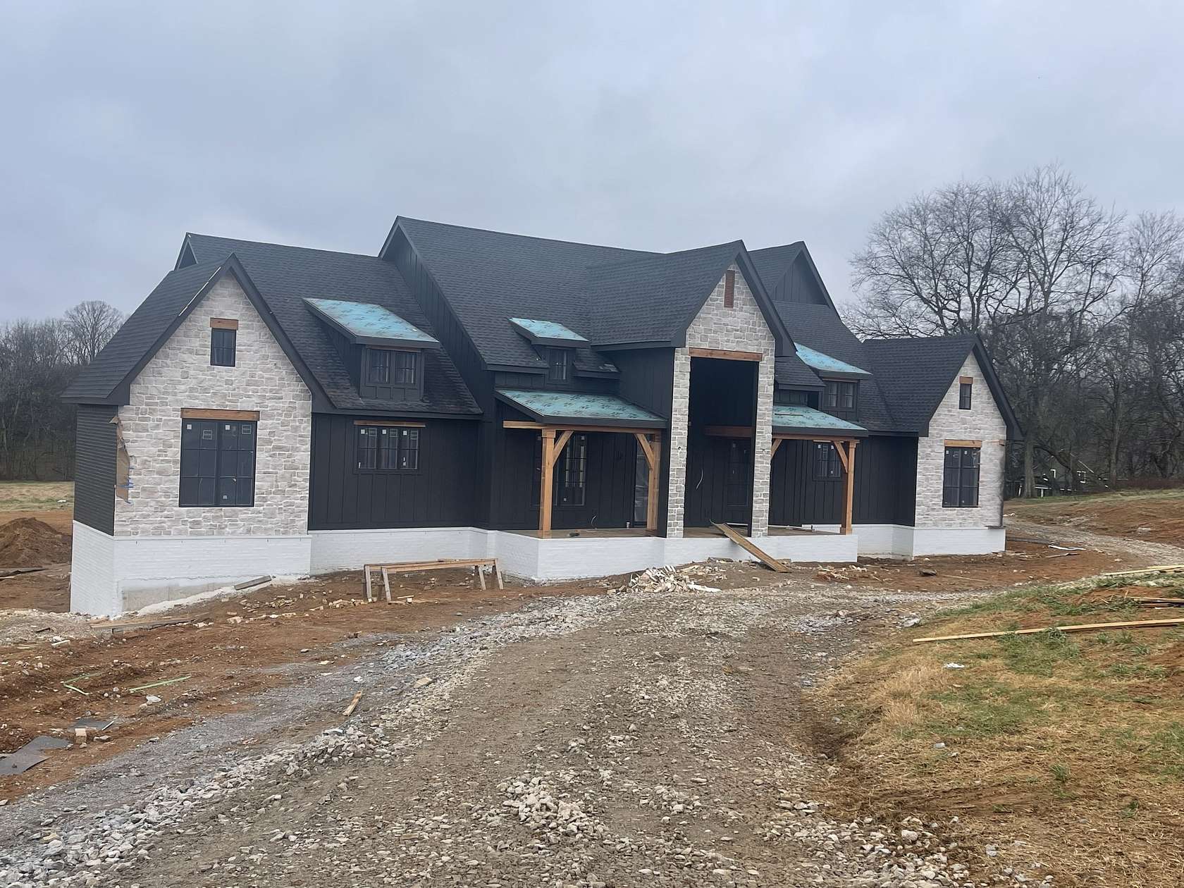 9 Acres of Residential Land with Home for Sale in Columbia, Tennessee