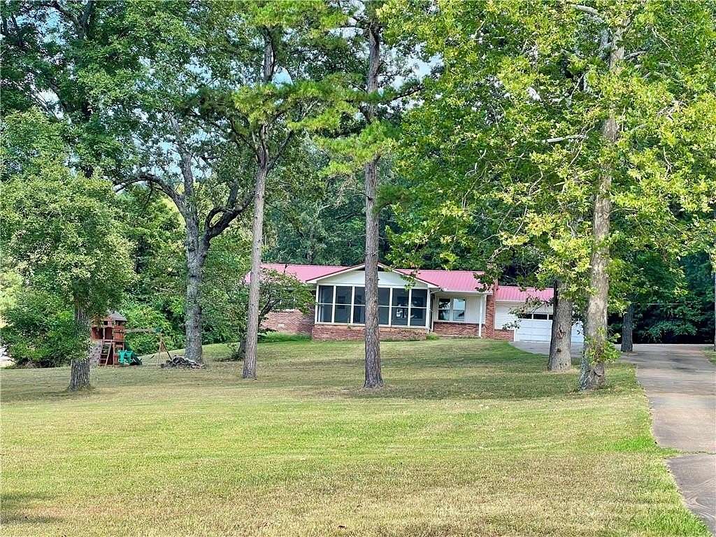 4 Acres of Residential Land with Home for Sale in Huntsville, Arkansas