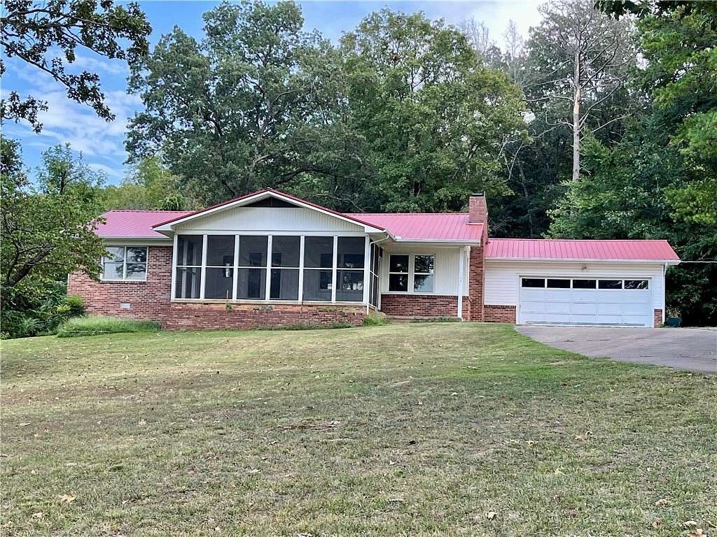 4 Acres of Land with Home for Sale in Huntsville, Arkansas