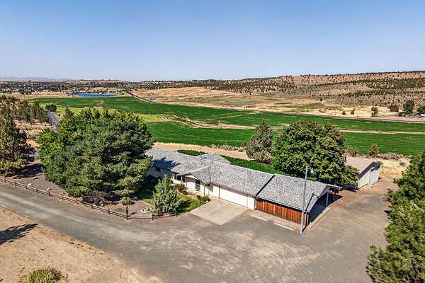 3.42 Acres of Residential Land with Home for Sale in Madras, Oregon