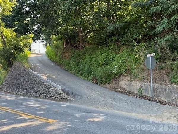 0.62 Acres of Commercial Land for Sale in Gatlinburg, Tennessee