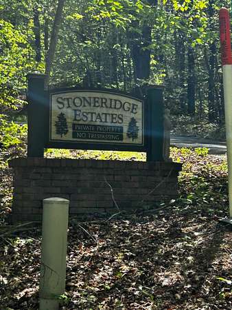 4.5 Acres of Residential Land for Sale in Hendersonville, North Carolina
