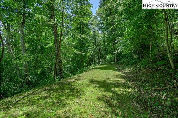 1.23 Acres of Residential Land for Sale in Linville, North Carolina