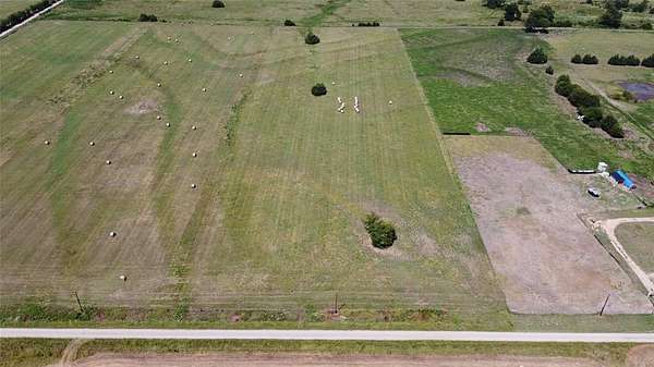 10 Acres of Land for Sale in Cooper, Texas