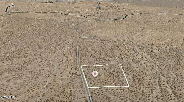 9.77 Acres of Land for Sale in Juniper Hills, California