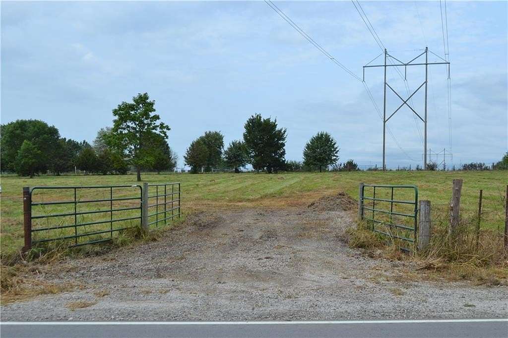 8.52 Acres of Land for Sale in Paola, Kansas