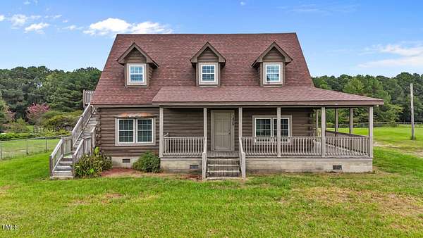 4 Acres of Residential Land with Home for Sale in Selma, North Carolina