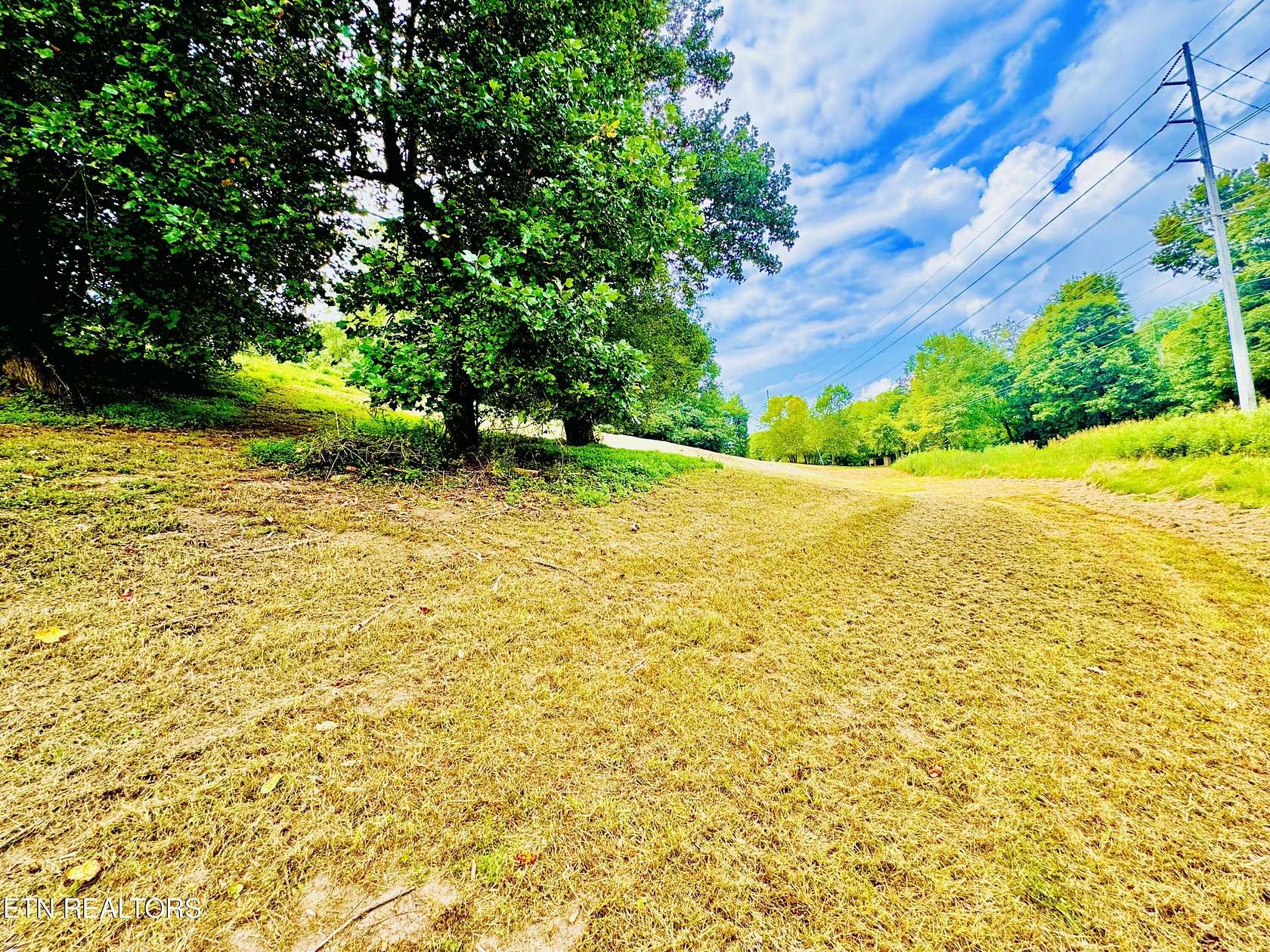 2.28 Acres of Residential Land for Sale in Kodak, Tennessee