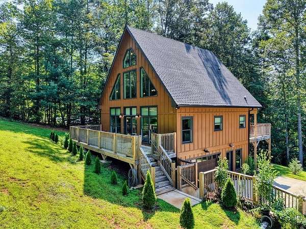 1.67 Acres of Residential Land with Home for Sale in Blairsville, Georgia