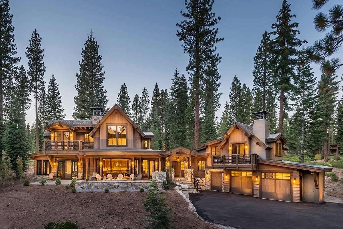 1.62 Acres of Residential Land with Home for Sale in Truckee, California